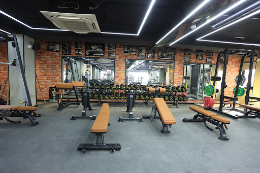 gold gym