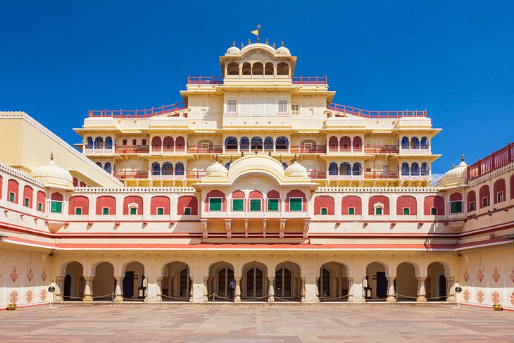city-palace in jaipur