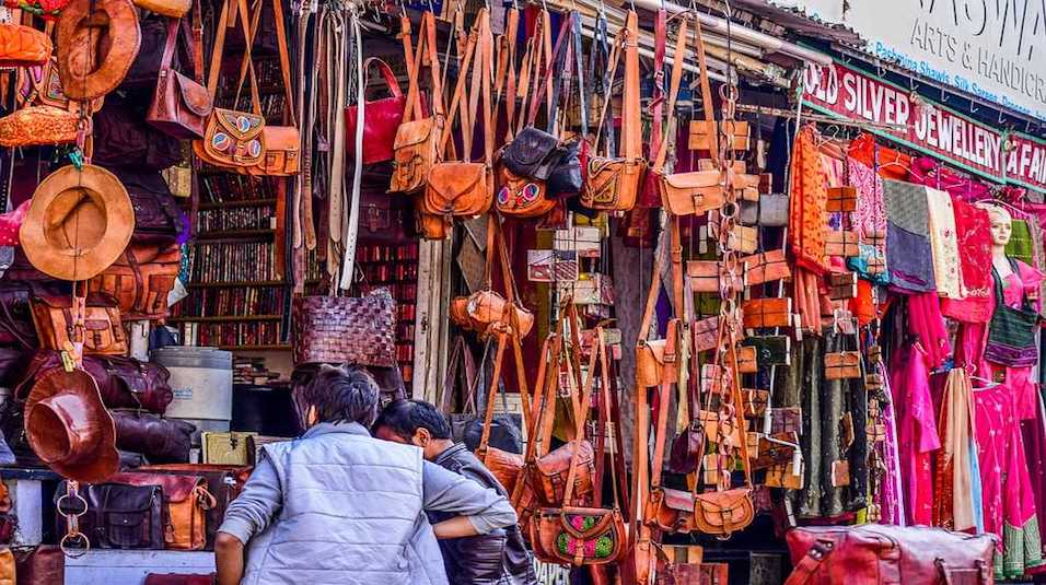 leather items in jaipur