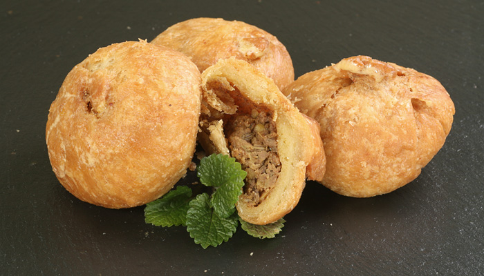 Pyaz kachori 