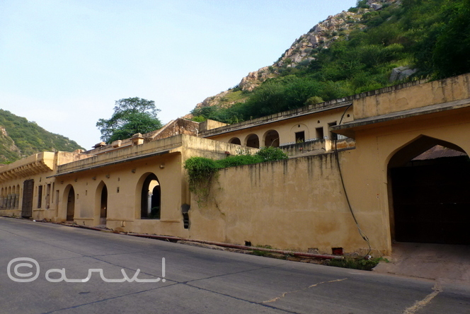 ghaat ki ghuni in jaipur