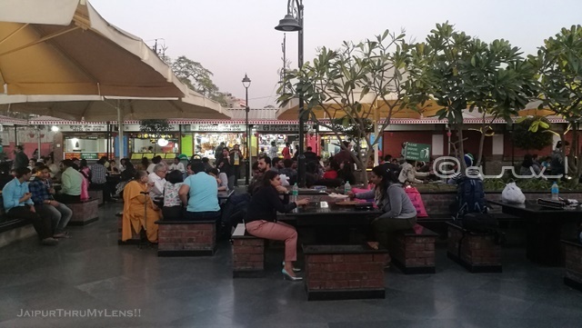 masala-chowk-jaipur-food-court