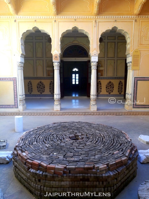 sculpture-park-nahargarh-fort-jaipur-madhvendra-bhawan-queen-summer-suite