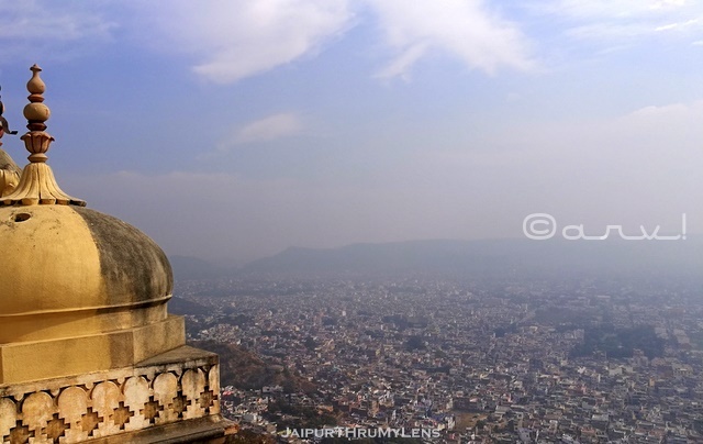 jaipur-view-point-from-nahargarh-fort-madhvendra-palace