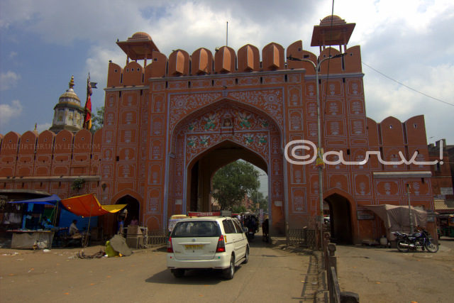 chandpol-gate-walled-city-history-of-jaipur-chandpol-bazaar-jaipurthrumylens
