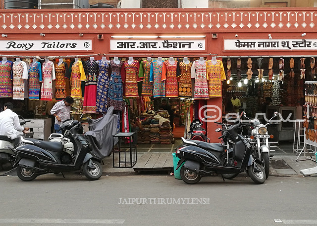 bapu-bazar-jaipur-shopping-famous-shops