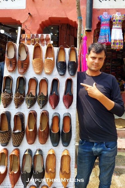 mojari-jaipur-shop-for-men-market-guide-blog