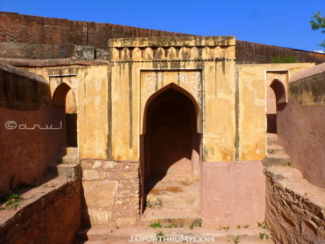 beautiful-baori-gate-jaipur-indian-heritage