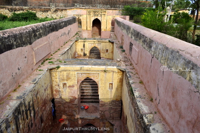 ancient-amer-stepwell-jaipur-rajasthan-india-