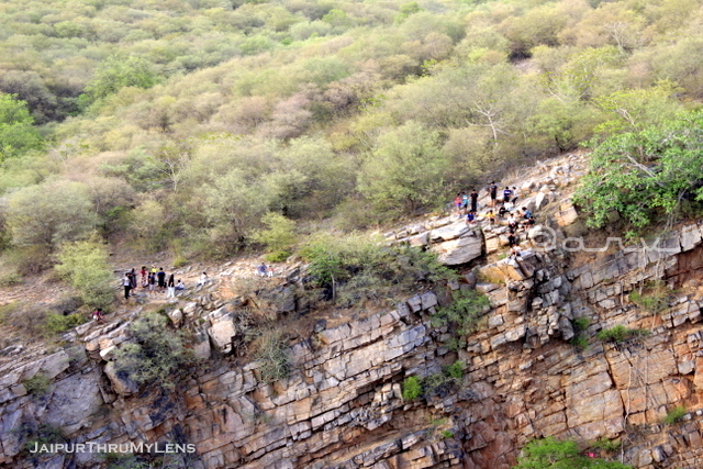 hathni-kud-trek-nahargarh-fort