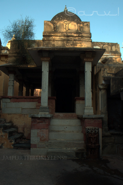 sri-ambikeshwar-mahadev-stone-medieval-temple-amer-city-jaipur-amber-history