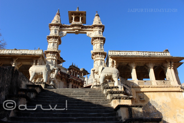 jagat-shiromani-mandir-amer-most beautiful-temple-in-jaipur