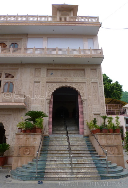 khol-ke-hanuman-ji-temple-jaipur entrance photo